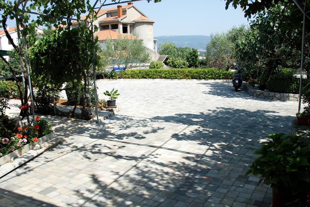 Kabashi Apartment Krk Town Quarto foto